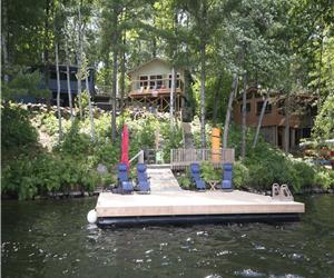 Private 3 cottage compound in Muskoka. 9 bedrooms. Great fishing...Perfect for families!