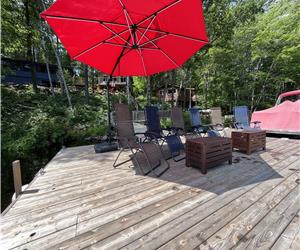 Muskoka Escape Family Cottage Compound