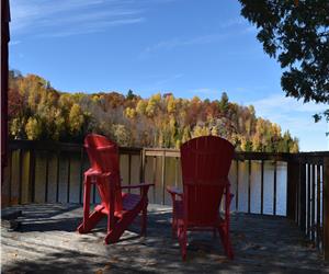 Large 3 Bdrm Lakeside Family Retreat on Wollaston Lake