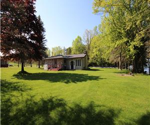 Friendly Acres Cottage