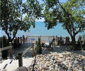 St Joseph Gem, 1.5 acre site with three large decks and large covered porch overlooking Lake Huron