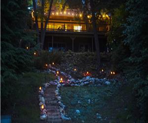 LYNX LAKE RETREAT- Rustic Luxury - Lake Front - Fire pit - Jacuzzi - Wifi - BBQ - Canoe - Kayak