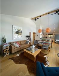 RED FOX LAKEHOUSE - Modern + Rustic on Beautiful Haliburton Lake