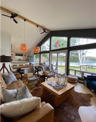 RED FOX LAKEHOUSE - Book your Fall escape on Haliburton Lake
