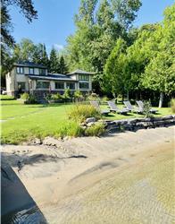 WATERFRONT PARADISE ( COTTAGE )