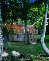 5 STAR Private 125ft waterfront Cottage, flat water entry, Canoe, Kayak, paddle boards