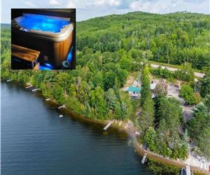 Beautiful Cozy 3 Bedroom Cottage on the Lake