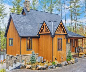 Upscale Custom Built New Waterfront Cottage 6 bedrooms 5Baths Skiing,Sauna,Best Fishing TrentSevern