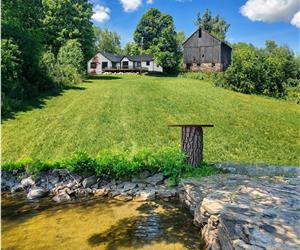 Luxury Farmhouse Cottage | 4+ Private Acres, 400ft Lakefront | 2 King Beds