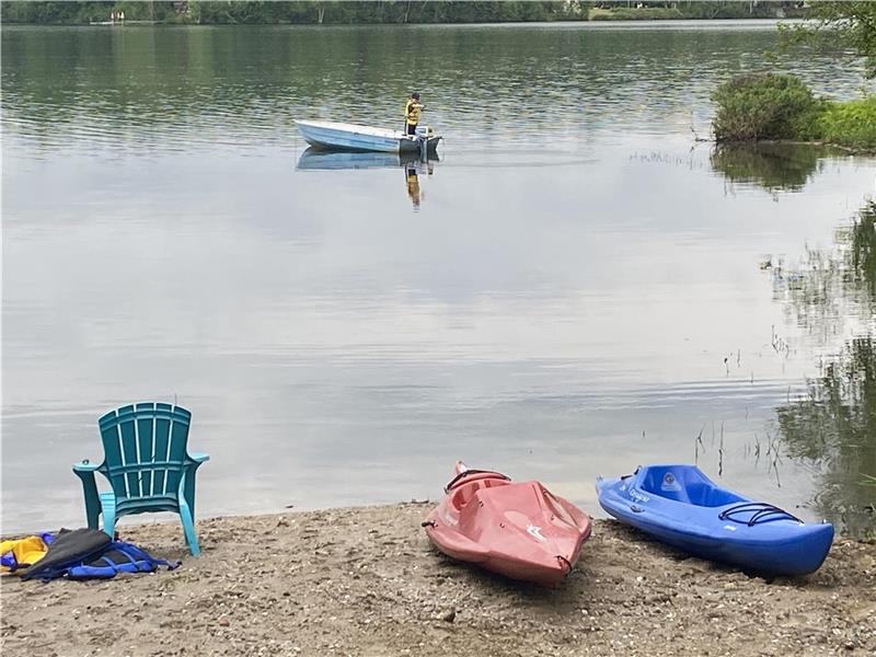 The Cayamant Lake conos Cayamant Cottage Rental PL10001