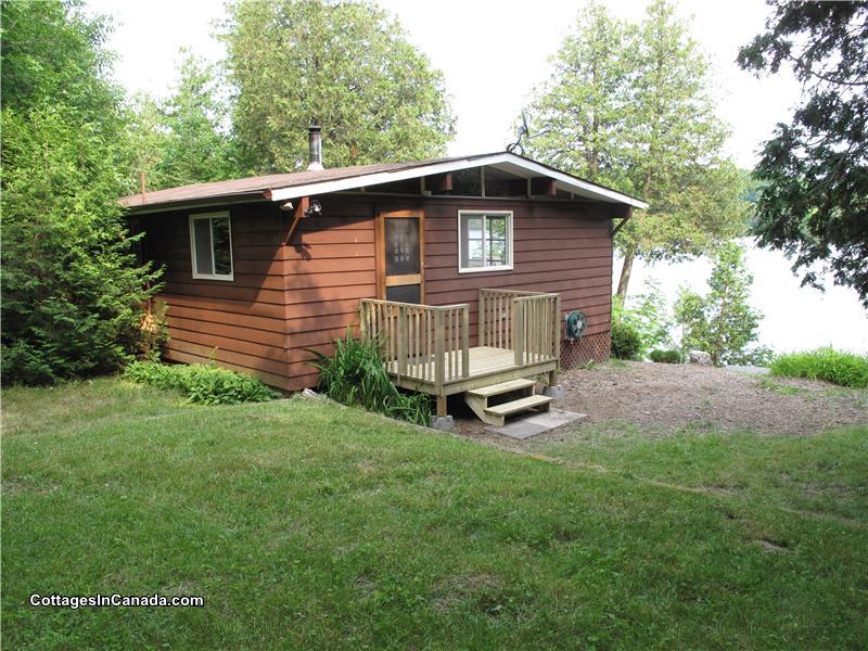 Cedar Cove Cottage Lac Gauvreau Wakefield Cottage Rental PL10008