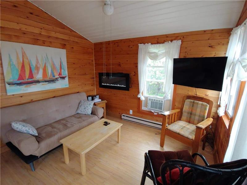 VJ's Homestead Cottage Murray Corner Cottage Rental GL10182