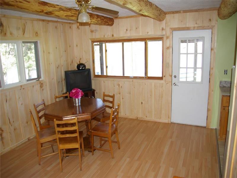 Log Cabins and Cottages at Covered Killaloe Cottage Rental PL10210