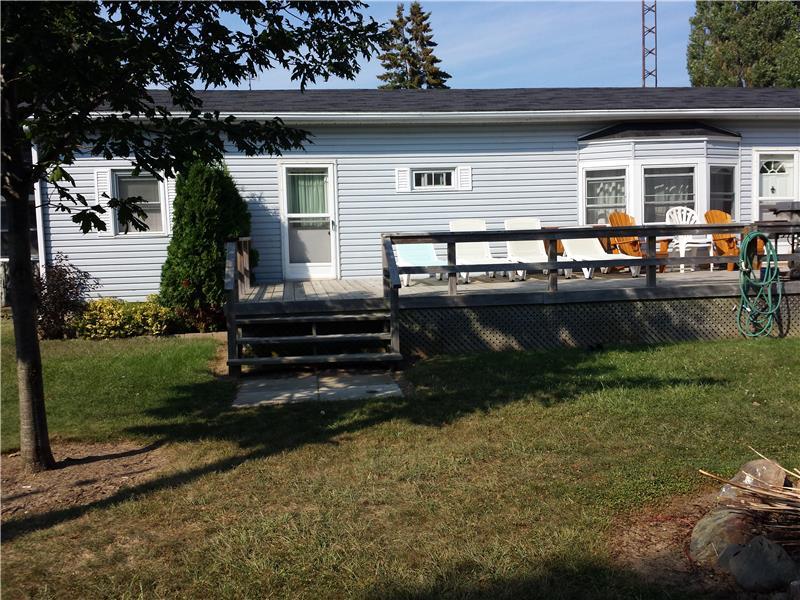 Greg's Getaway Erieau Cottage Rental GL10371 CottagesInCanada