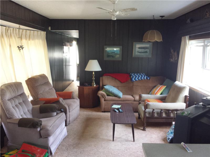 Greg's Getaway Erieau Cottage Rental GL10371 CottagesInCanada