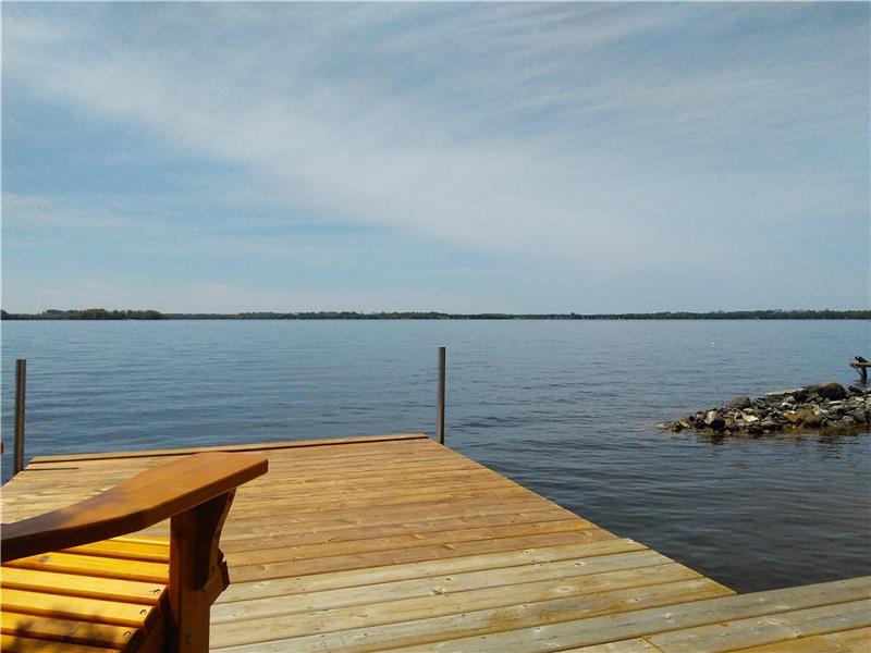Fenelon Retreat (Cameron Lake Fenelon Falls Cottage Rental DI