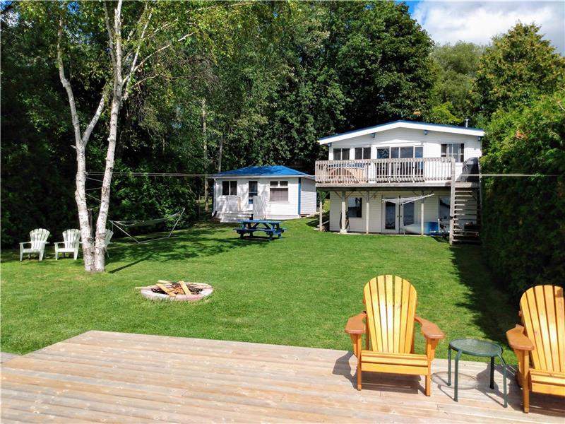 Fenelon Retreat (Cameron Lake Fenelon Falls Cottage Rental DI