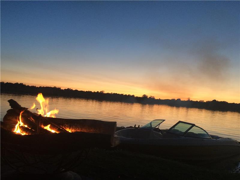 Bass Lake Lombardy Ontario Smiths Falls Cottage Rental DI10494