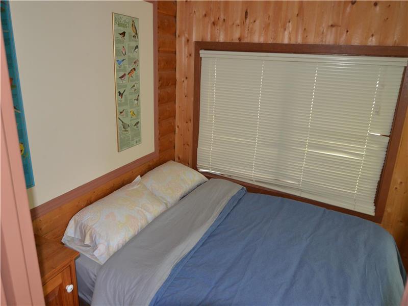 lake manitou cottage Manitoulin Island Cottage Rental GL10848 CottagesInCanada