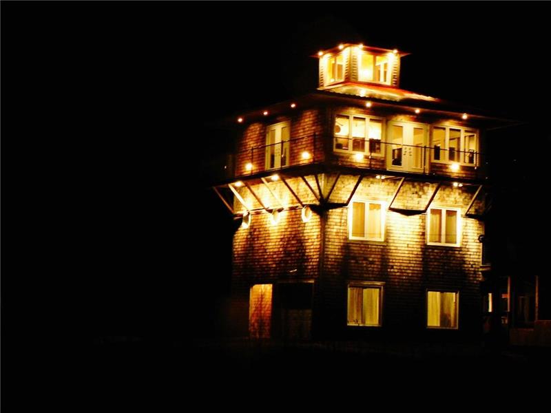 Lighthouse Bouctouche & Mariner's Bouctouche Cottage Rental DI