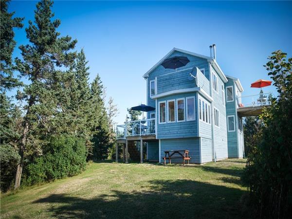 The Beach House On Hatfield Road On Parrsboro Cottage Rental
