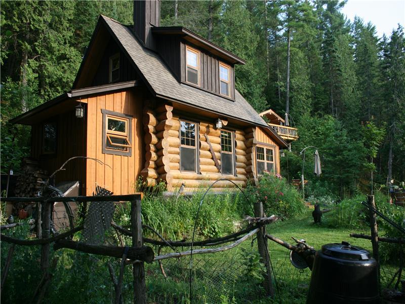 Log Cabin For 2 Solar Power Wood Gatineau Cottage Rental Gl