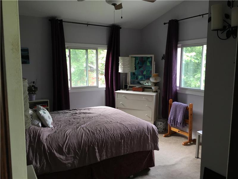 Fall rental special. Lower Beverley Lyndhurst Cottage Rental GL