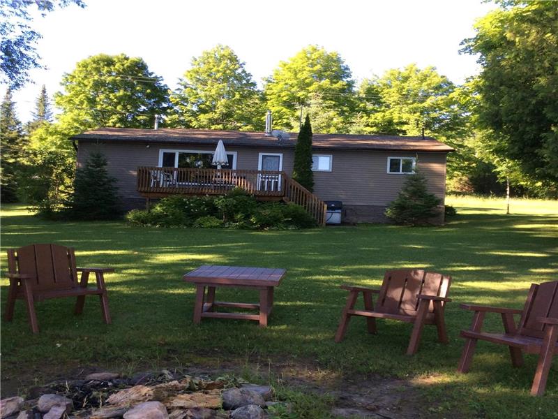 Mapleview Cottage Peterborough Cottage Rental Gl 11055