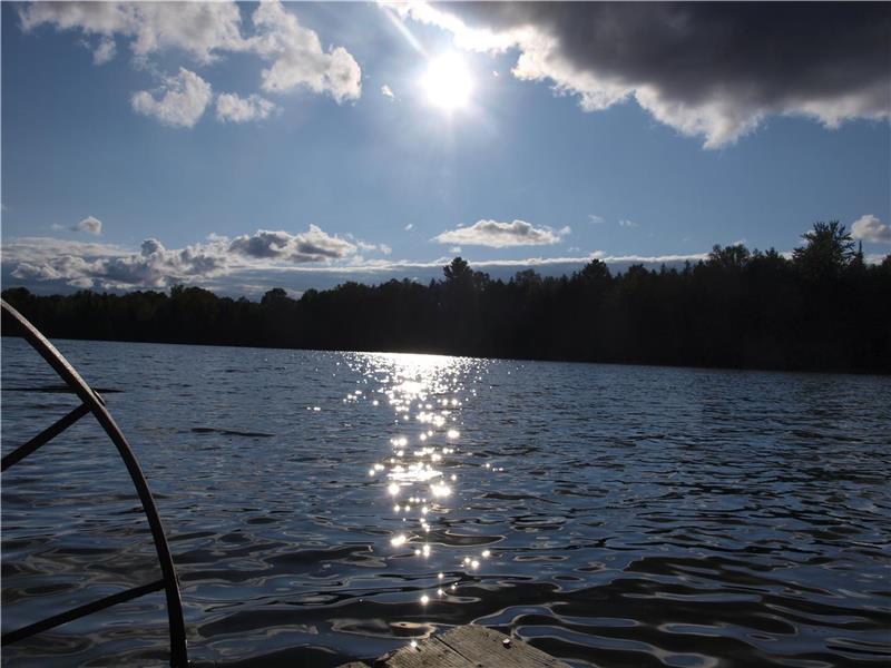 mccullaghcottage Ompah Cottage Rental GL11074 CottagesInCanada