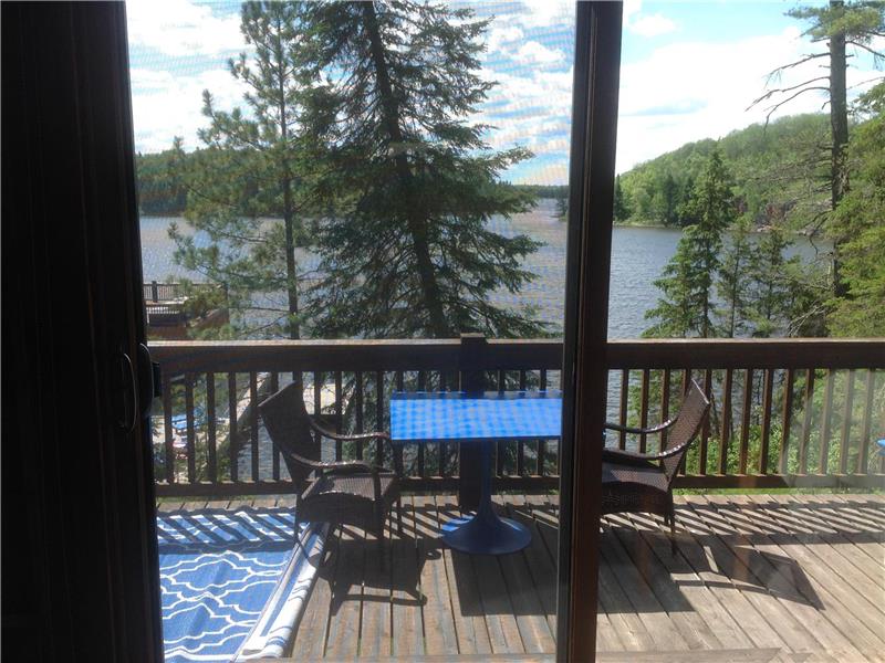 Lakefront Cottage Lake Of The Woods Kenora Cottage Rental GL11300