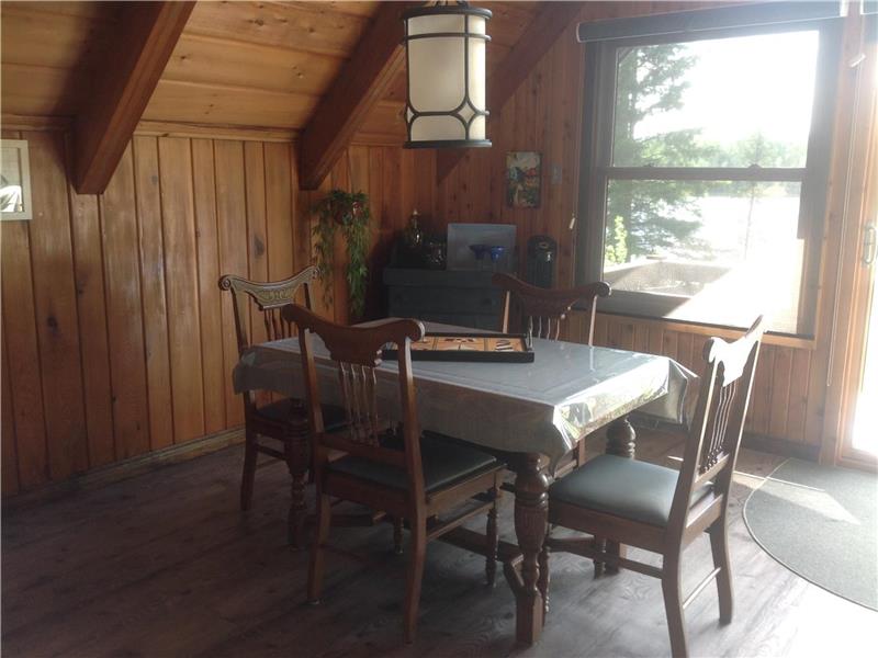 Lakefront Cottage Lake Of The Woods Kenora Cottage Rental GL11300