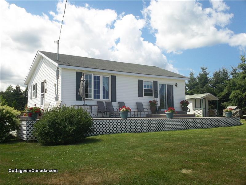 Shannon's Cottage Charlottetown Cottage Rental GL11584 CottagesInCanada