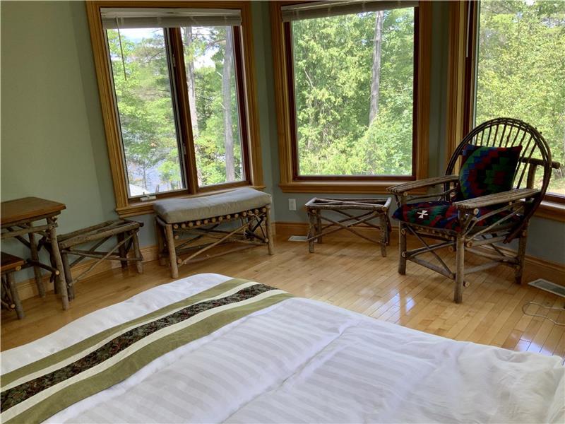 One of the best cottages in Ontario Ottawa Cottage Rental DI11802 CottagesInCanada