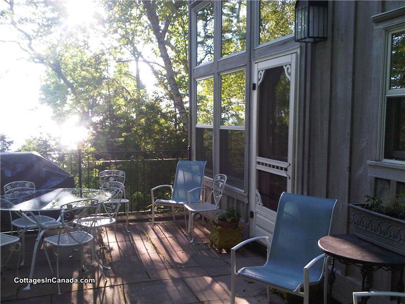 Wallace Cottage Goderich Cottage Rental GL11928 CottagesInCanada