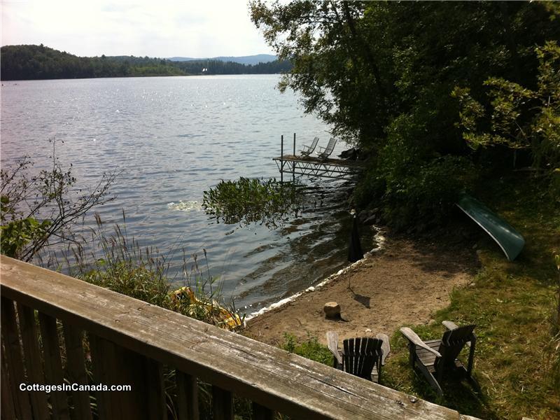 Sandy Cove Cottage Lac Gauvreau Wakefield Cottage Rental DI12579