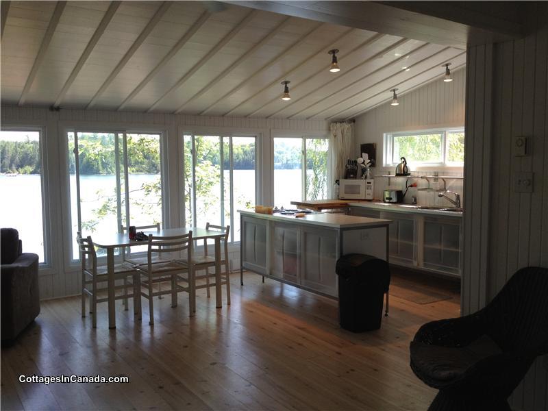 Sandy Cove Cottage Lac Gauvreau Wakefield Cottage Rental PL12579