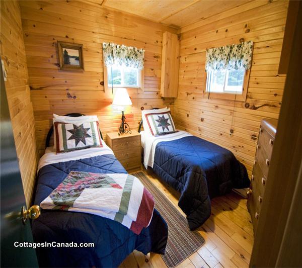 Captain's Lookout Cottages in New Alma Cottage Rental DI13012