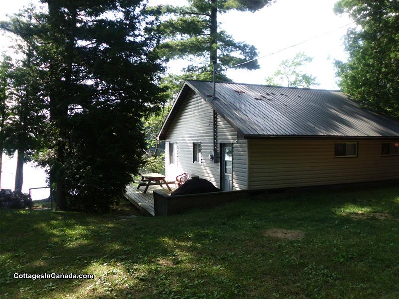 Back to Basics at Scenic Fraser Bancroft Cottage Rental GL13023
