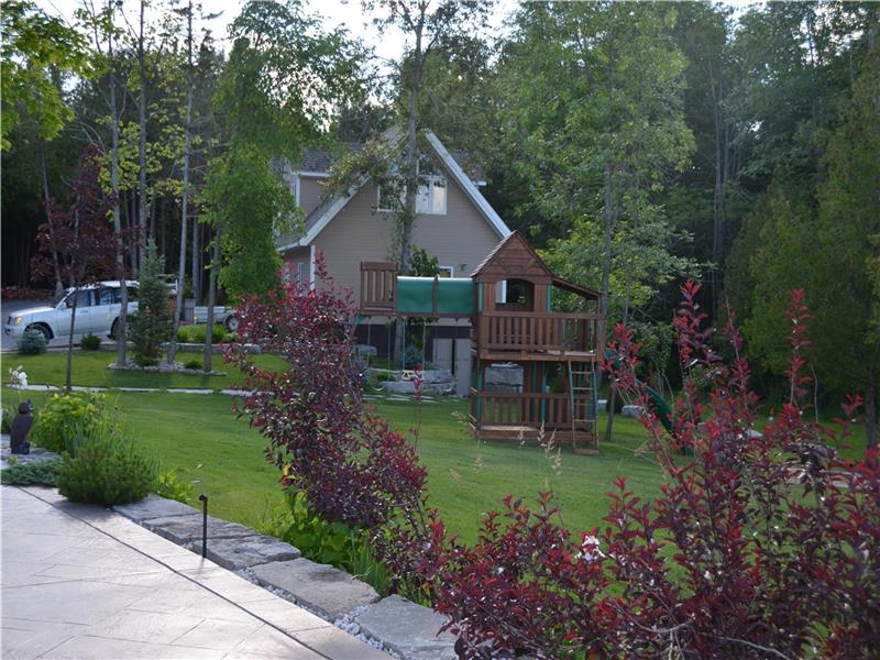 Luxury Kawartha Cottage Bobcaygeon Cottage Rental PL13143
