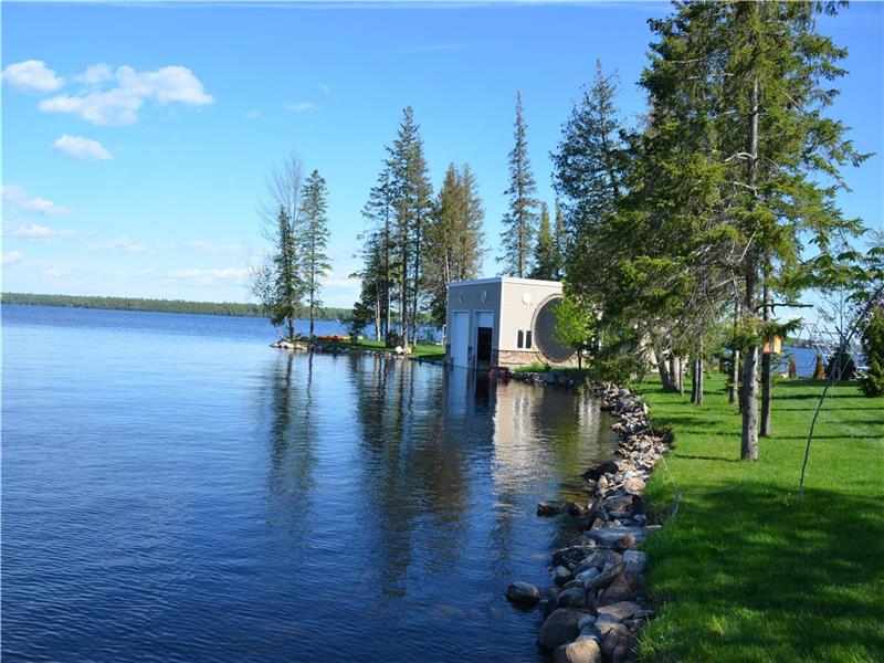 Luxury Kawartha Cottage Bobcaygeon Cottage Rental PL13143