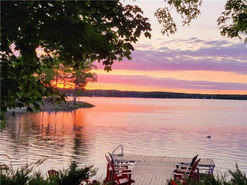 Luxury Kawartha Cottage Bobcaygeon Cottage Rental PL13143