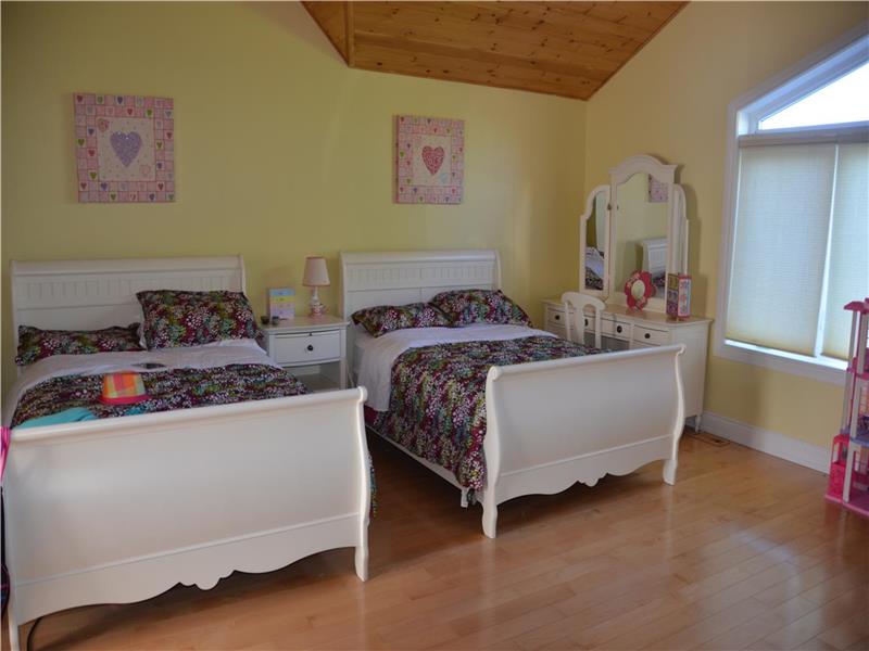 Luxury Kawartha Cottage Bobcaygeon Cottage Rental PL13143