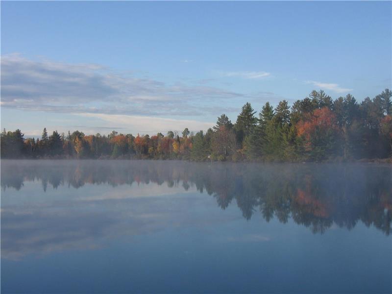 VERY eco solar powered strawbale Kazabazua / Danford Lake Cottage
