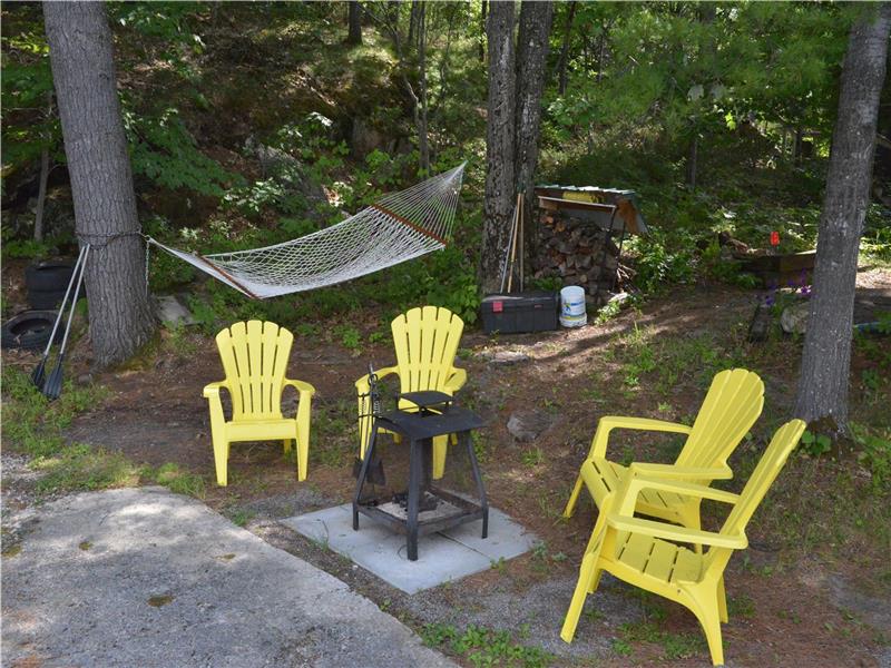 The Treehouse and Cabin on Peterborough Cottage Rental DI13327