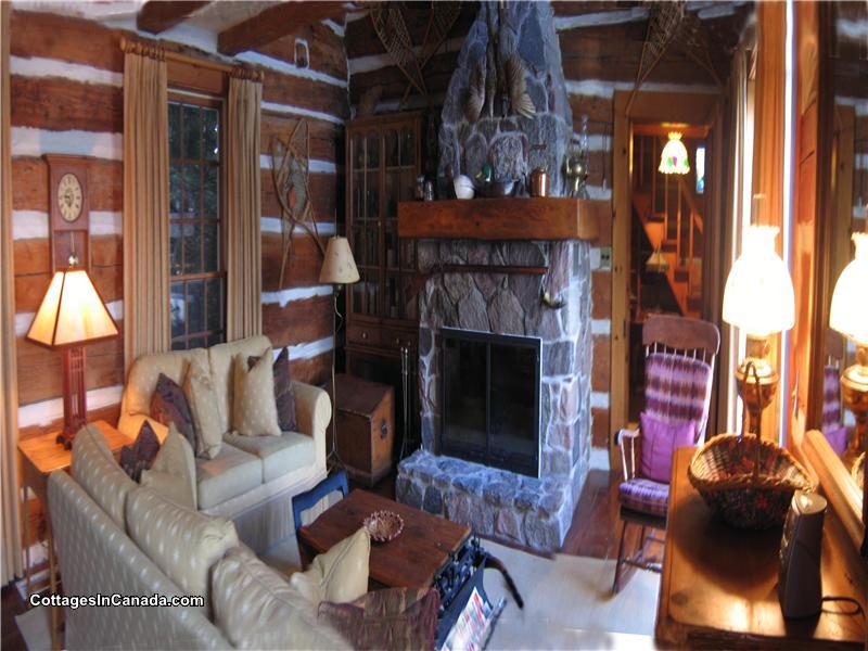 Beautiful Quebec Log Chink Cottage Flesherton Cottage Rental DI