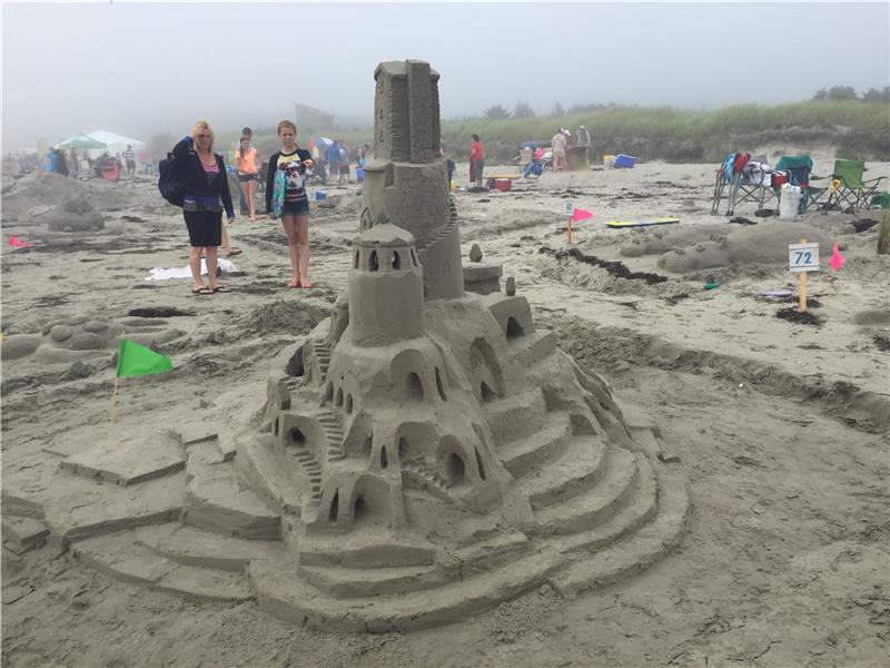 Clam Harbour Beach Cottages Lake Charlotte Cottage Rental PL14165 CottagesInCanada