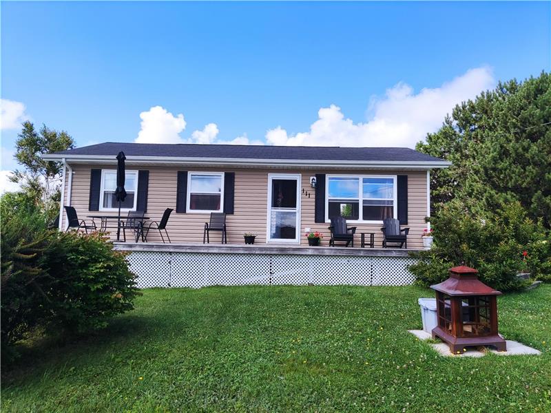 All Decked Out Charlottetown Cottage Rental GL14274 CottagesInCanada