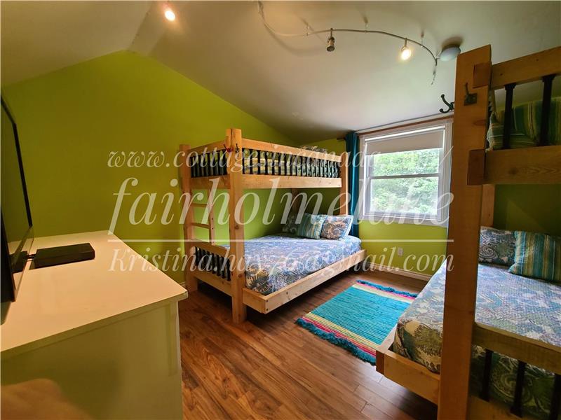 Waterfront cottage, family Mckellar Cottage Rental DI14388