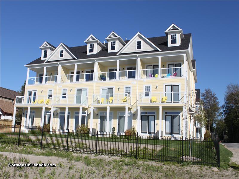 Luxury Executive 4br Beach House Wasaga Beach Cottage Rental