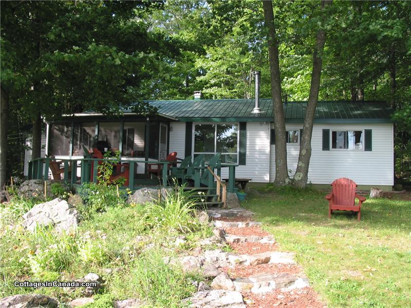 Crowe Lake River Cottage Havelock Cottage Rental PL15355